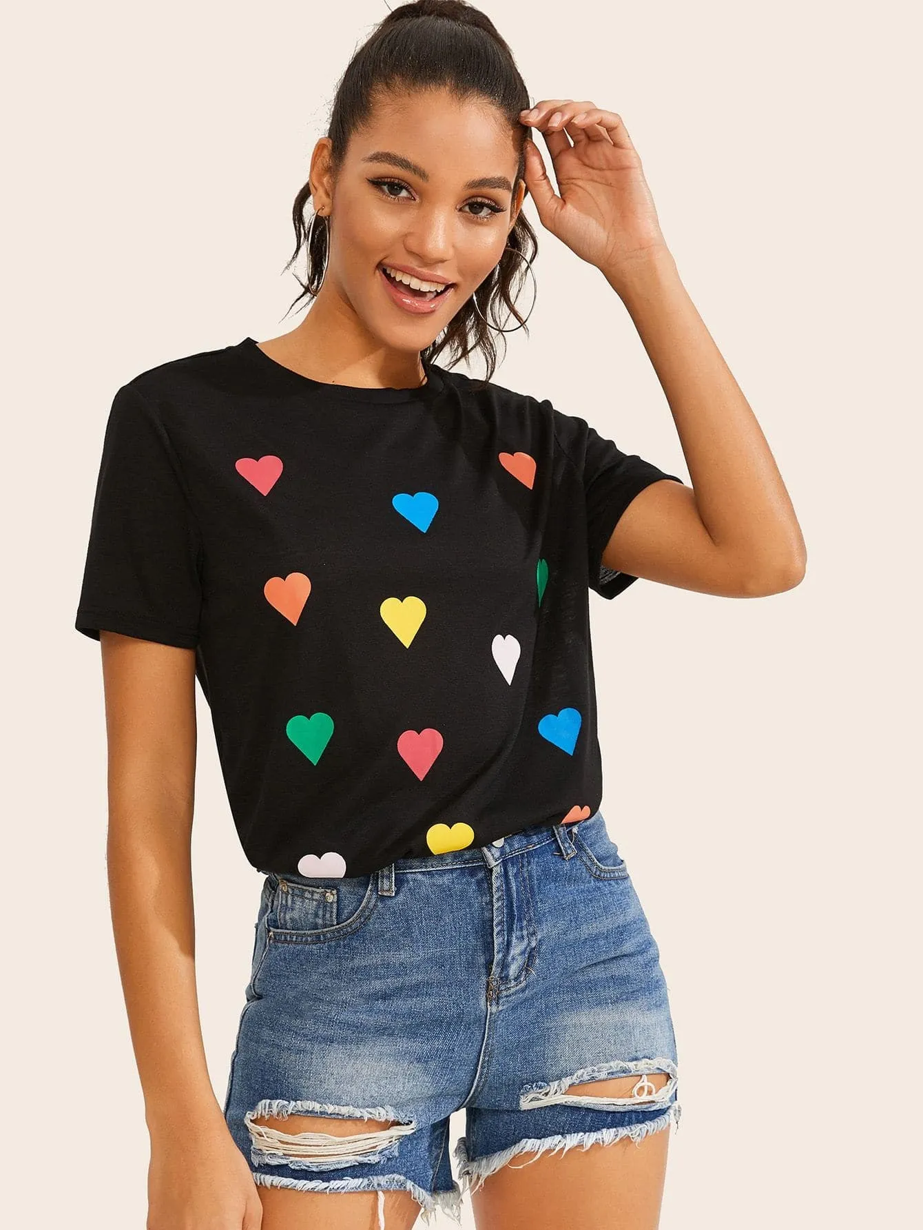 Black Round Neck Heart Print Tee T-Shirt